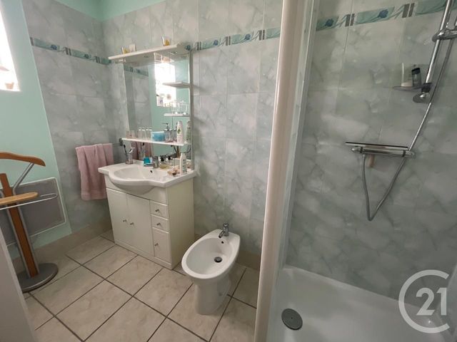 maison à vendre - 7 pièces - 188.0 m2 - PERISSAC - 33 - AQUITAINE - Century 21 G&B Immobilier