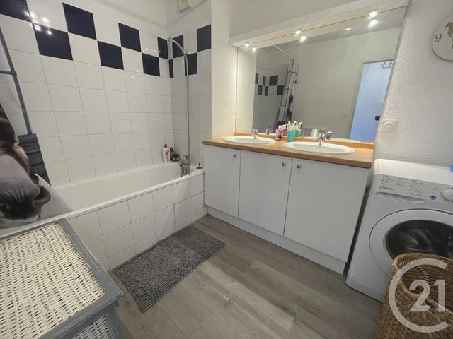 Afficher la photo en grand maison à vendre - 4 pièces - 85.0 m2 - LES BILLAUX - 33 - AQUITAINE - Century 21 G&B Immobilier