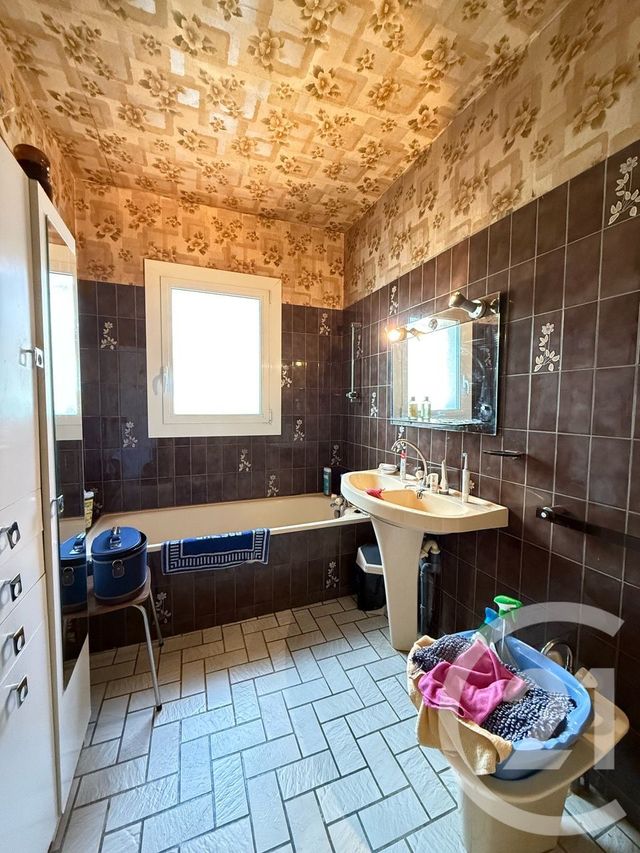 Afficher la photo en grand maison à vendre - 6 pièces - 133.0 m2 - GALGON - 33 - AQUITAINE - Century 21 G&B Immobilier