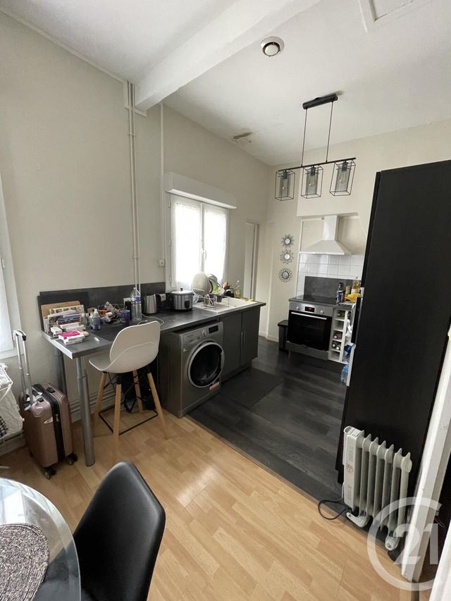 Afficher la photo en grand Appartement T2 à vendre - 2 pièces - 48.63 m2 - BORDEAUX - 33 - AQUITAINE - Century 21 G&B Immobilier