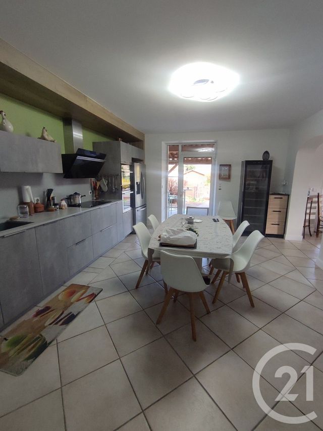 maison à vendre - 5 pièces - 211.5 m2 - ST MAGNE DE CASTILLON - 33 - AQUITAINE - Century 21 G&B Immobilier