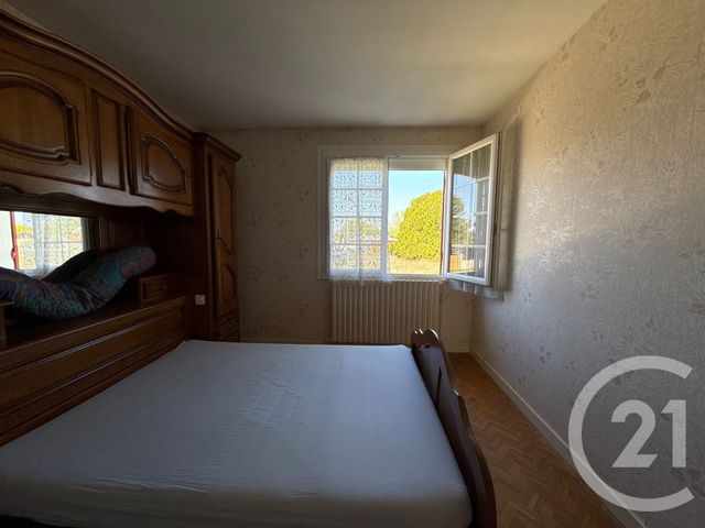 maison à vendre - 4 pièces - 96.5 m2 - ST SEURIN SUR L ISLE - 33 - AQUITAINE - Century 21 G&B Immobilier