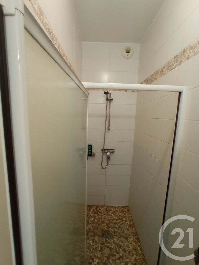 Appartement T2 à louer - 2 pièces - 35.8 m2 - LIBOURNE - 33 - AQUITAINE - Century 21 G&B Immobilier