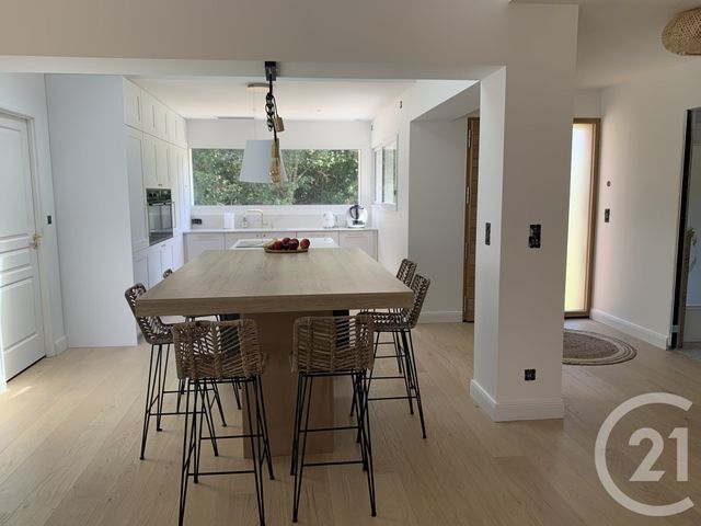 maison à vendre - 7 pièces - 181.56 m2 - ST DENIS DE PILE - 33 - AQUITAINE - Century 21 G&B Immobilier