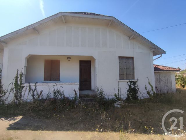 maison à vendre - 4 pièces - 136.77 m2 - CAMPS SUR L ISLE - 33 - AQUITAINE - Century 21 G&B Immobilier
