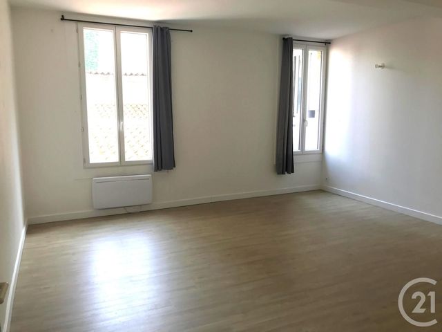 Appartement T3 à louer - 3 pièces - 59.98 m2 - LIBOURNE - 33 - AQUITAINE - Century 21 G&B Immobilier