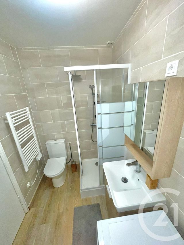 Afficher la photo en grand Appartement T1 à vendre - 1 pièce - 42.94 m2 - LIBOURNE - 33 - AQUITAINE - Century 21 G&B Immobilier